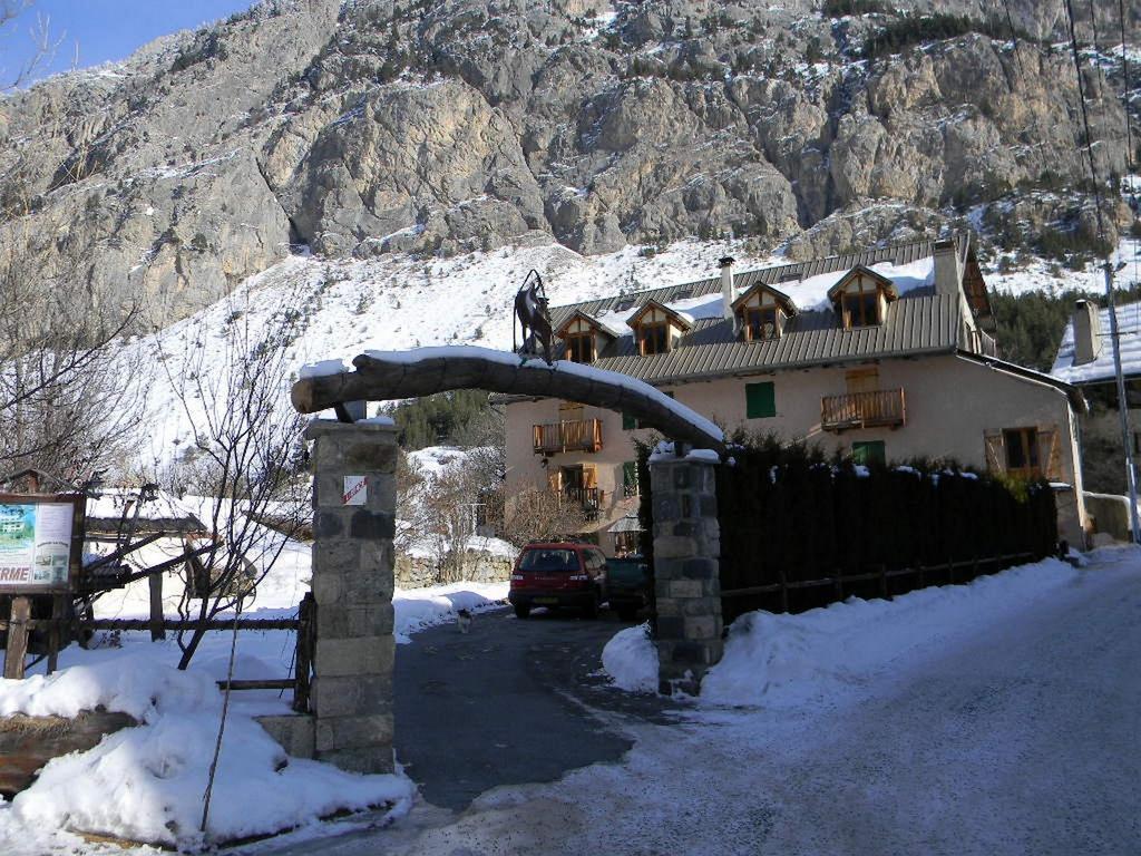 Auberge La Cleida Névache Exterior foto