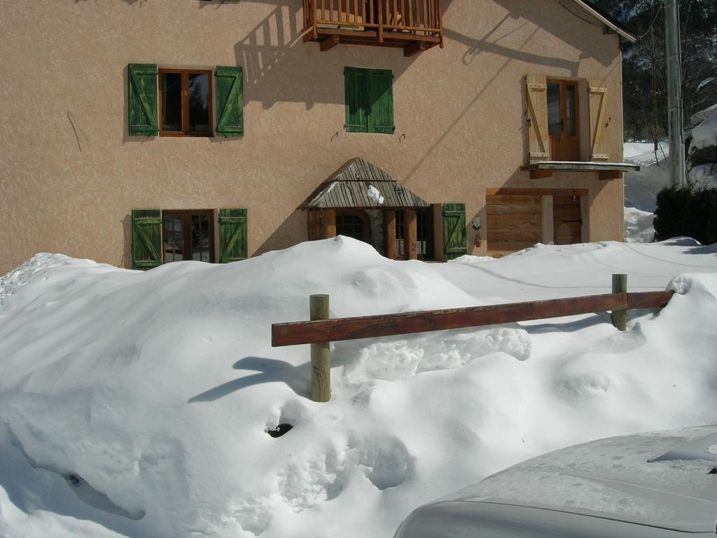 Auberge La Cleida Névache Exterior foto